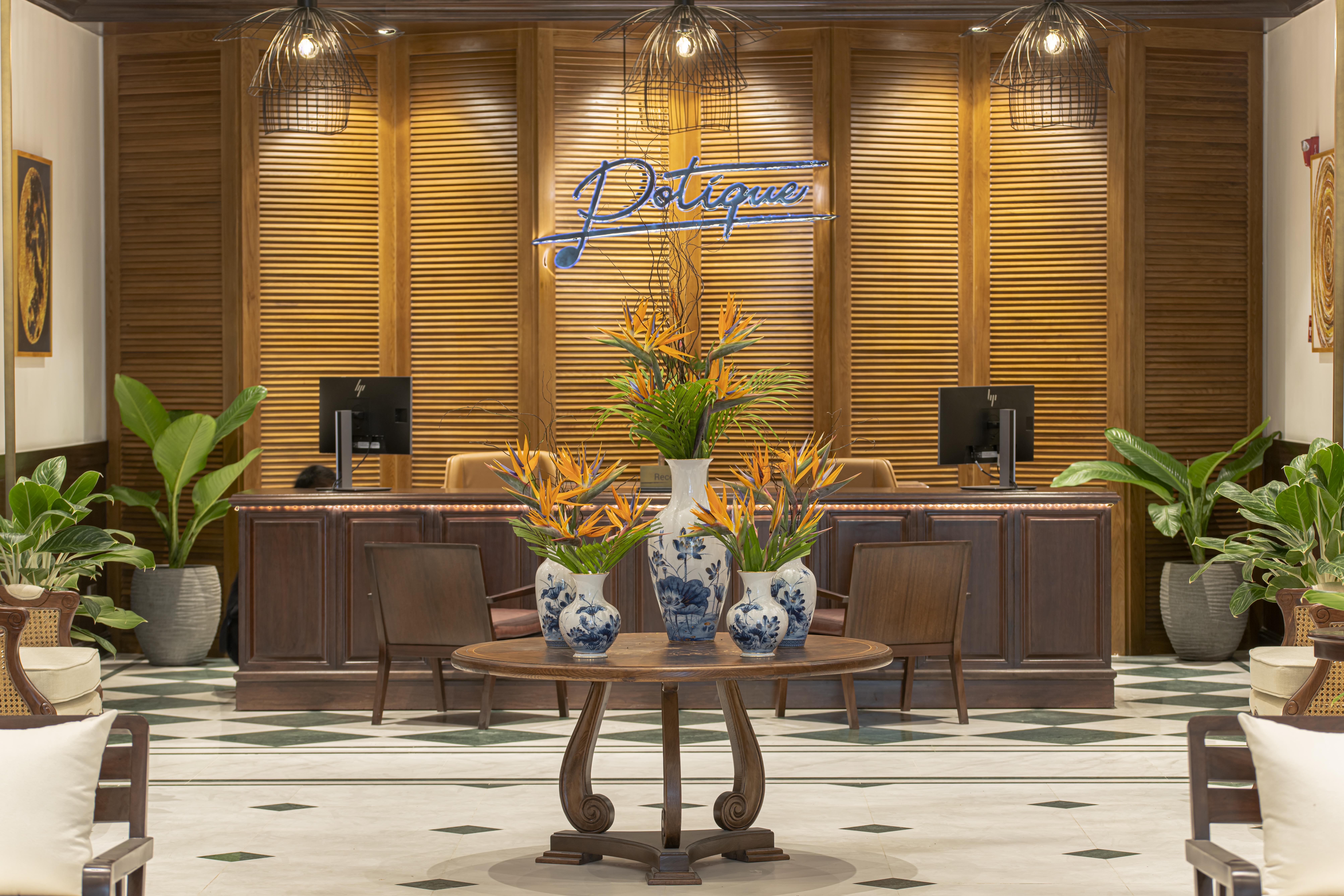 Potique Hotel Nha Trang Eksteriør billede