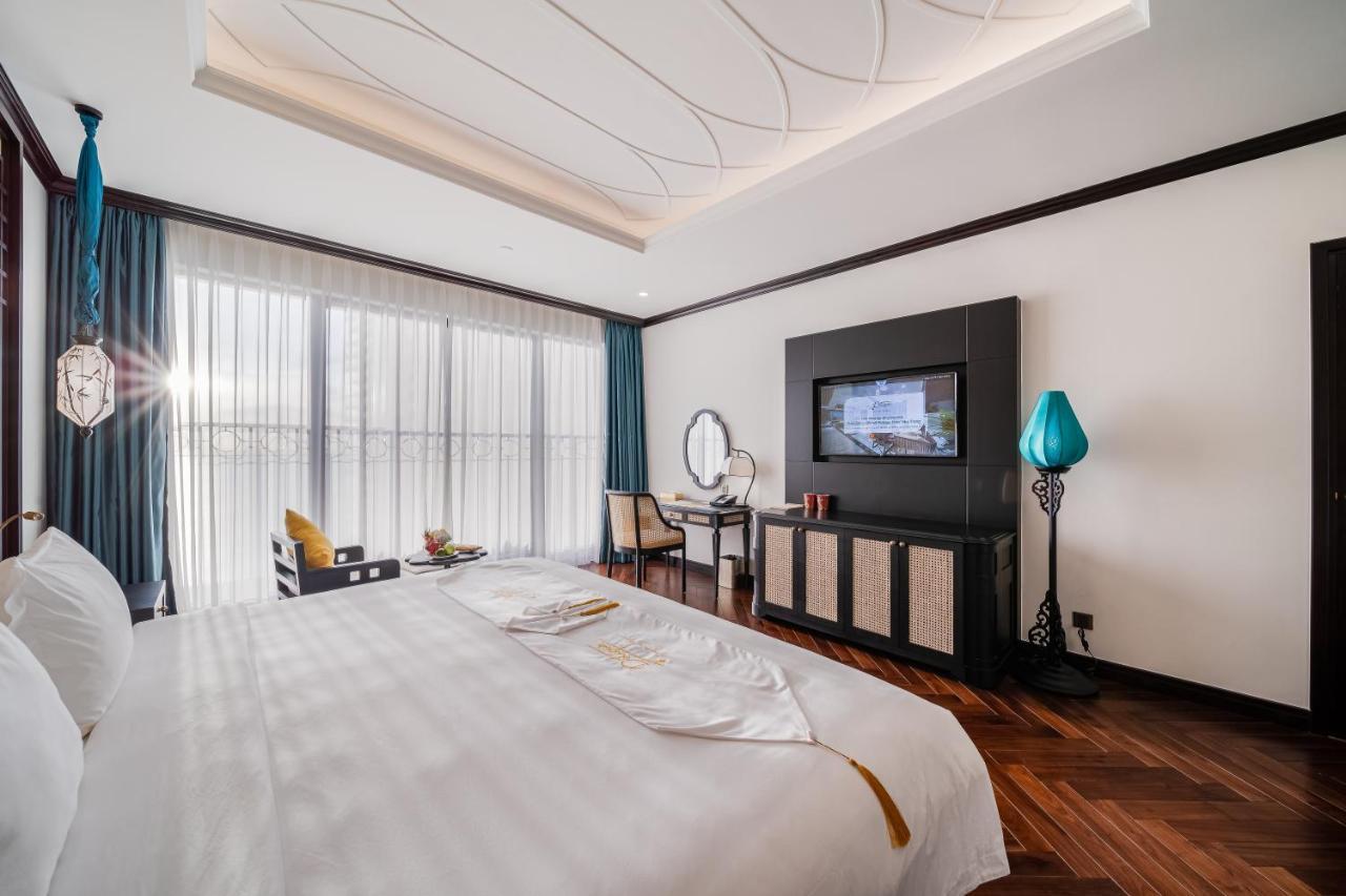 Potique Hotel Nha Trang Eksteriør billede