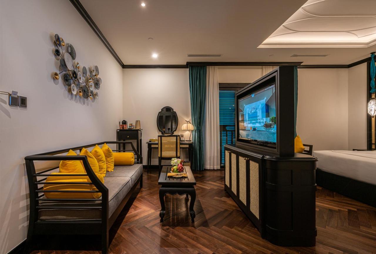 Potique Hotel Nha Trang Eksteriør billede