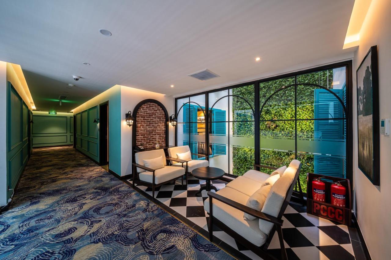 Potique Hotel Nha Trang Eksteriør billede